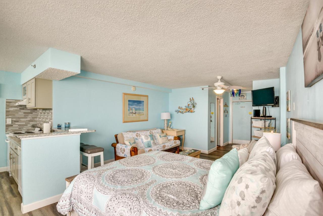 Updated Daytona Beach Oceanfront Studio! Kültér fotó